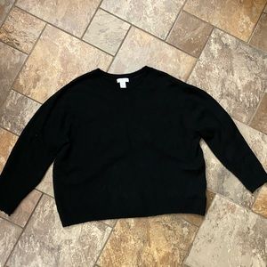 H&M black long sleeve light crew neck sweater